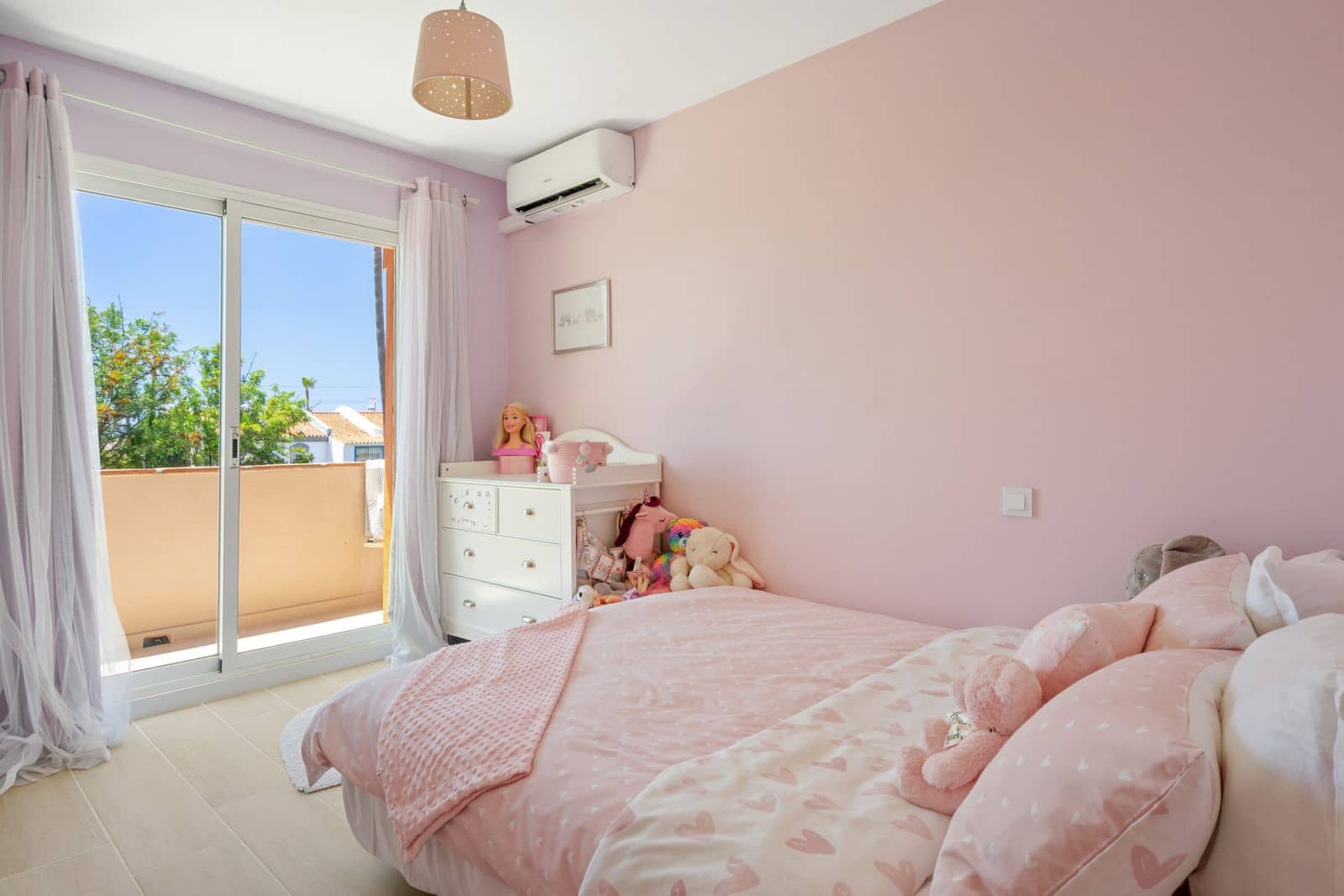 3 bedroom Townhouse for sale in New Golden Mile - € 595,000 (Ref: 9910615)