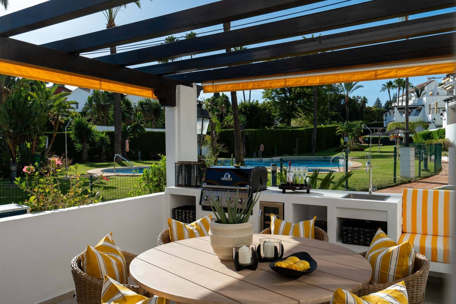 3 sovrum Lägenhet till salu i Nueva Andalucia - 1 349 000 € (Ref: 9910616)