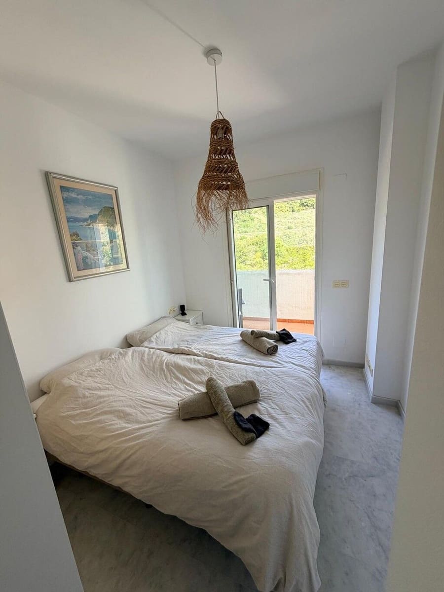 2 quarto Penthouse para venda em Estepona - 289 000 € (Ref: 9910618)