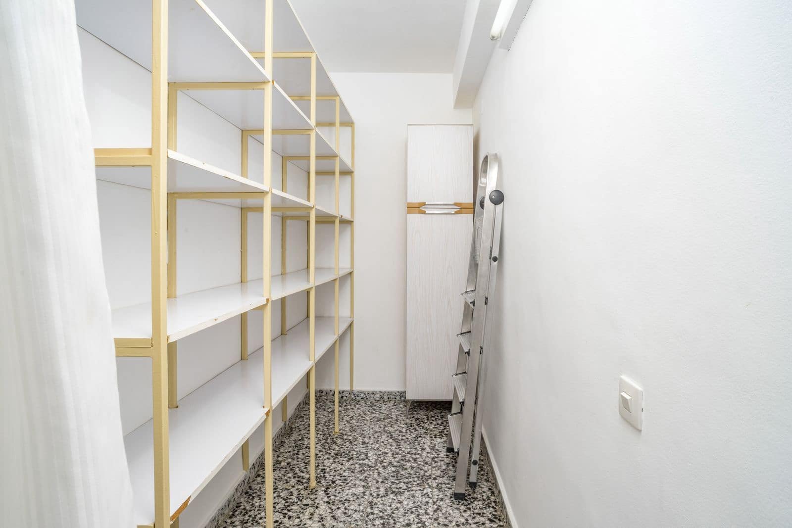4 soveværelse Lejlighed til salg i Malaga by - € 310.000 (Ref: 9910619)