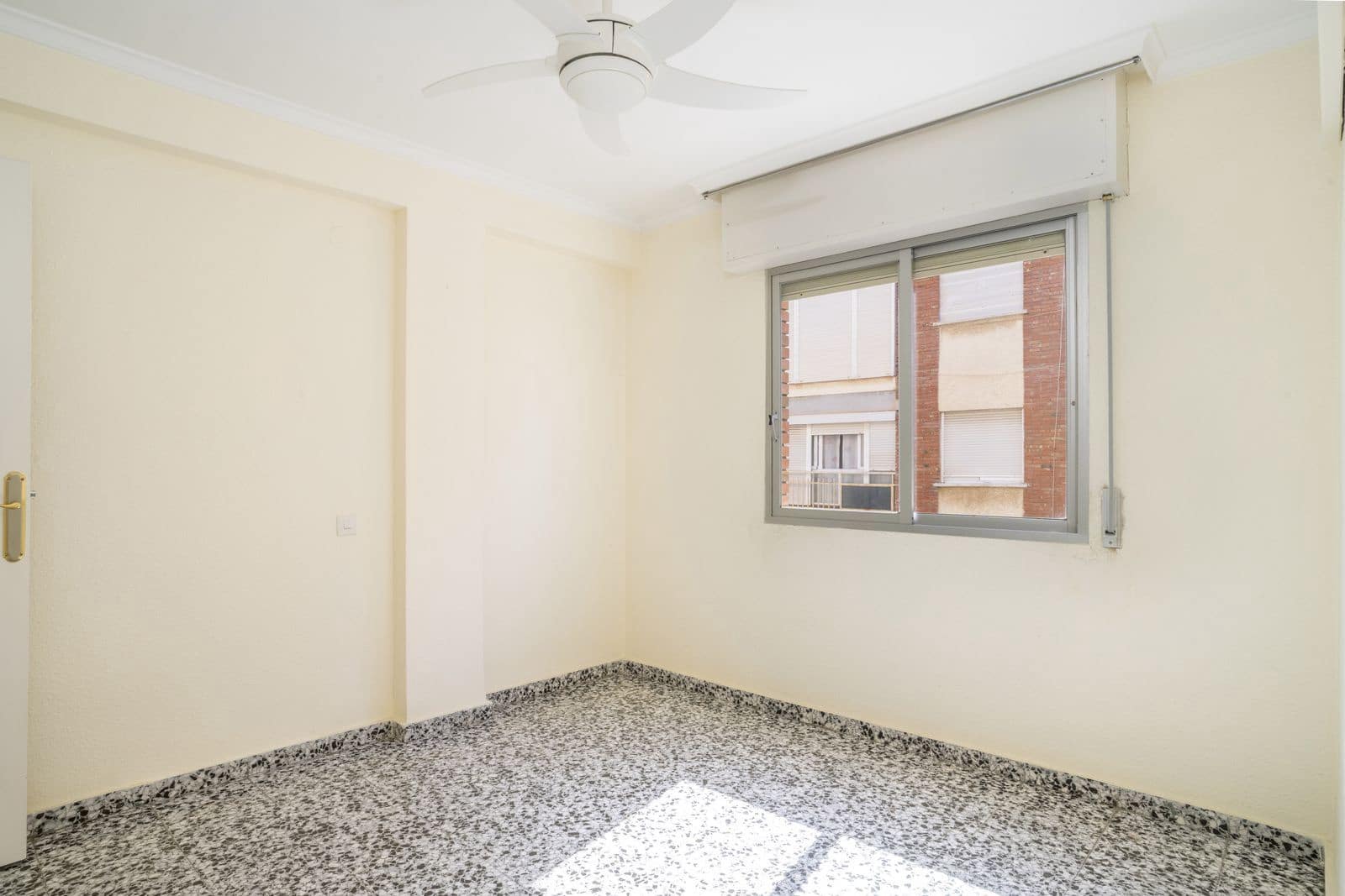 4 soveværelse Lejlighed til salg i Malaga by - € 310.000 (Ref: 9910619)