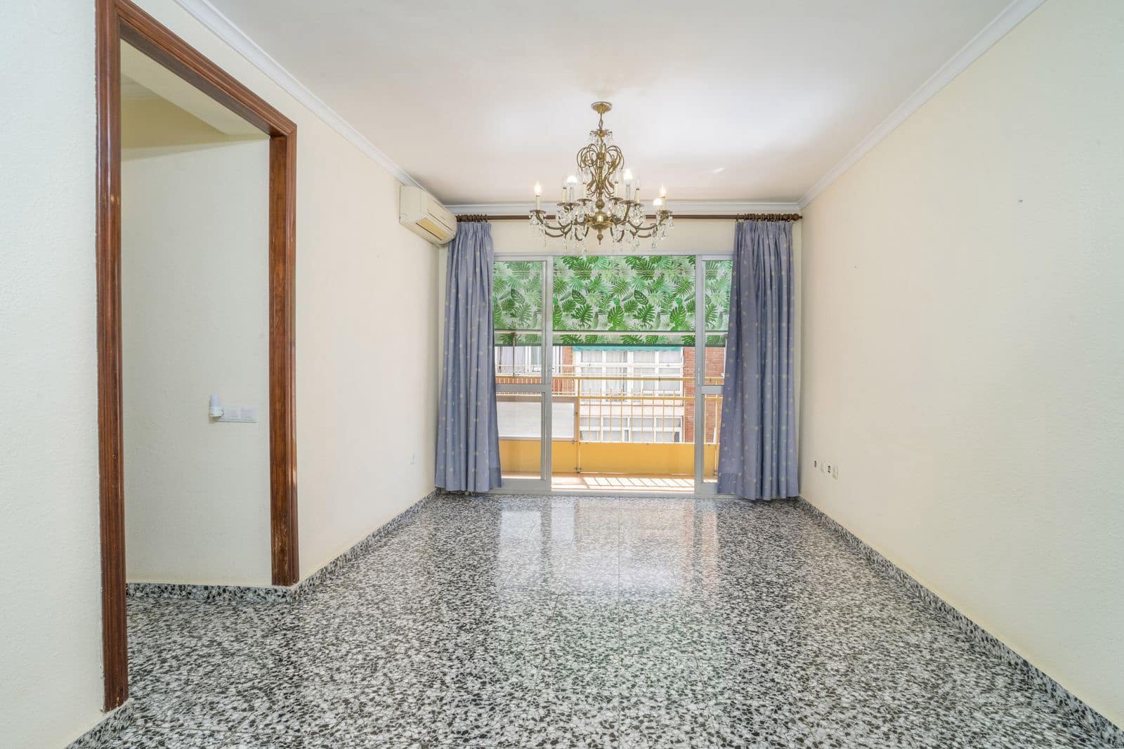 4 soveværelse Lejlighed til salg i Malaga by - € 310.000 (Ref: 9910619)