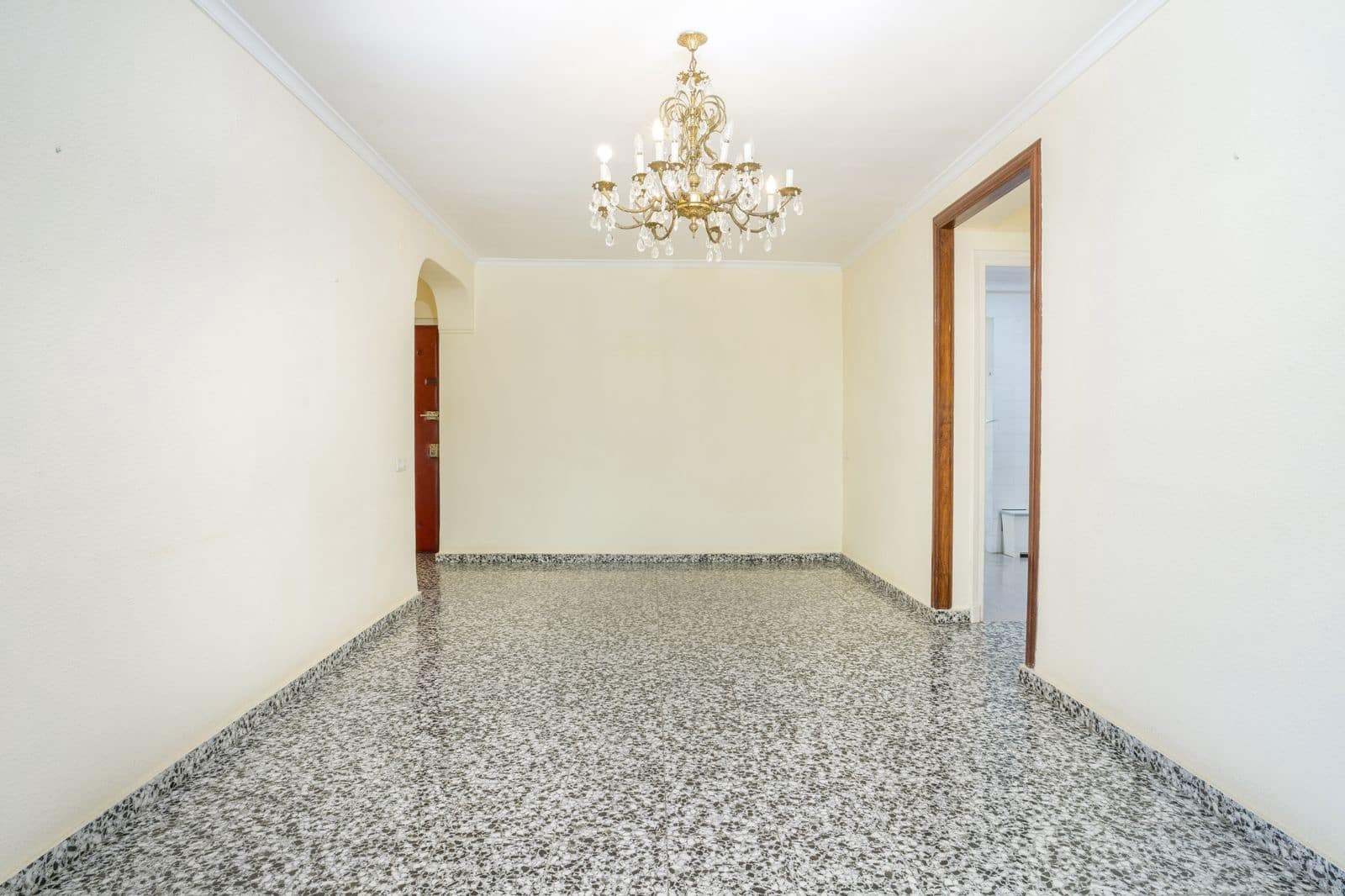 4 soveværelse Lejlighed til salg i Malaga by - € 310.000 (Ref: 9910619)
