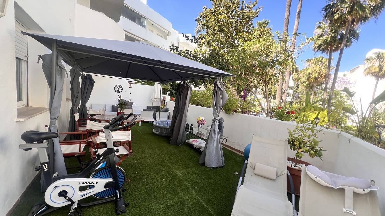 2 makuuhuone Huoneisto myytävänä paikassa Marbella - 730 000 € (Ref: 9910620)