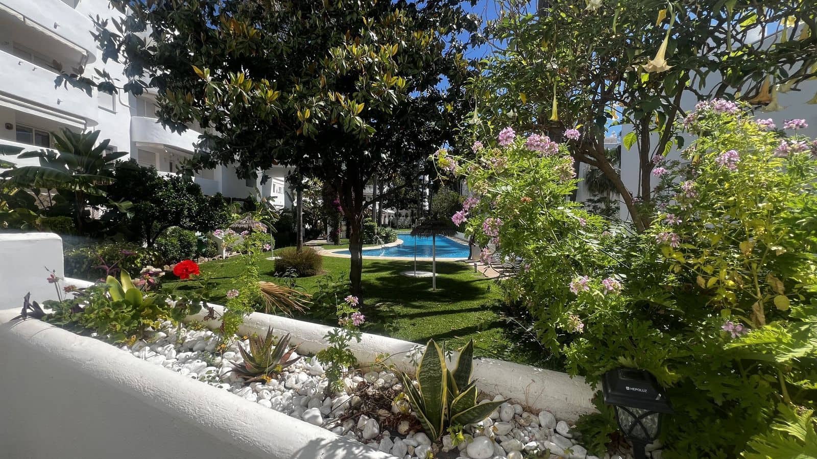 2 makuuhuone Huoneisto myytävänä paikassa Marbella - 730 000 € (Ref: 9910620)