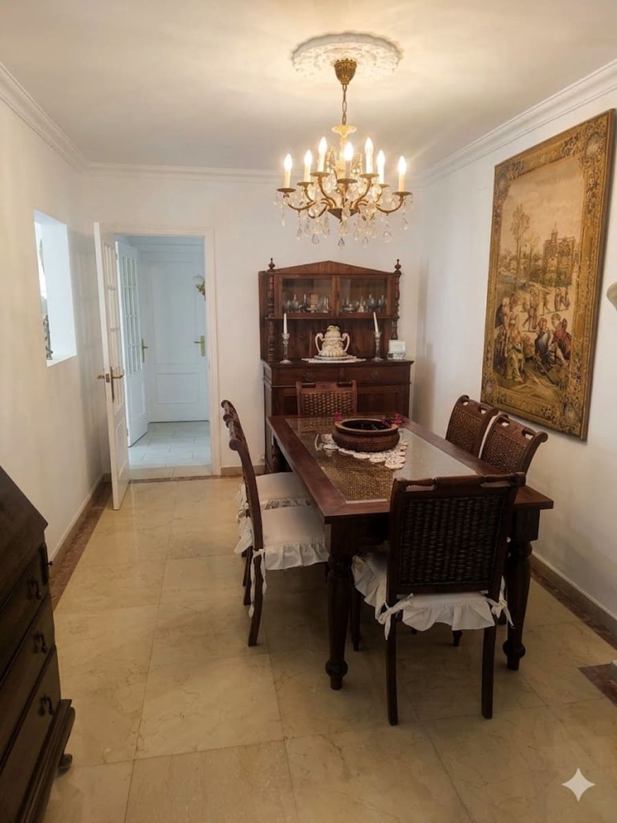 4 camera da letto Casa in vendita in Nueva Andalucia - 635.000 € (Rif: 9910622)