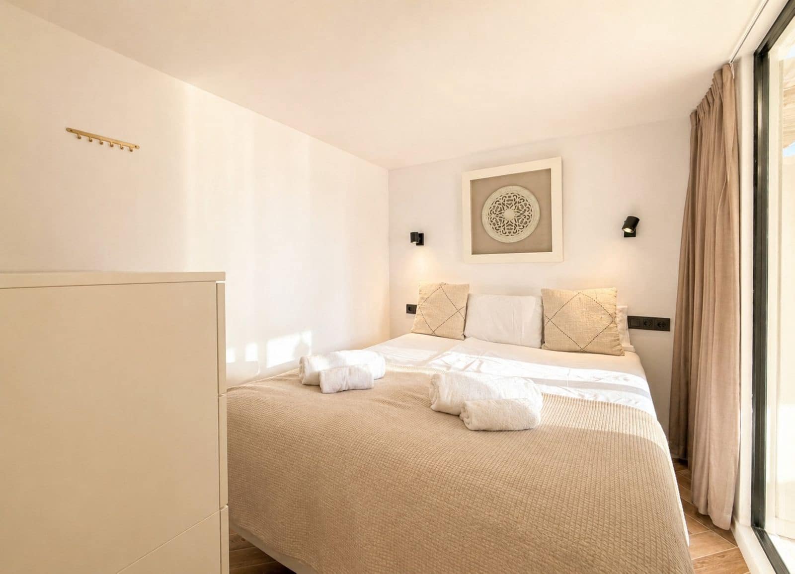 2 chambre Maison de Ville à vendre à Estepona - 690 000 € (Ref: 9910624)
