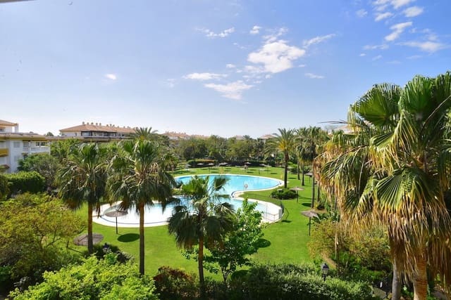 3 Zimmer Apartment zu verkaufen in Nueva Andalucia, Marbella - 585.000 € (Ref: 9910625)