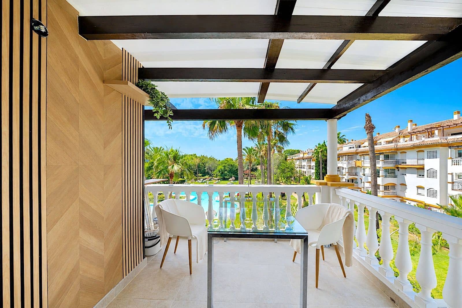 3 Zimmer Apartment zu verkaufen in Nueva Andalucia - 585.000 € (Ref: 9910625)