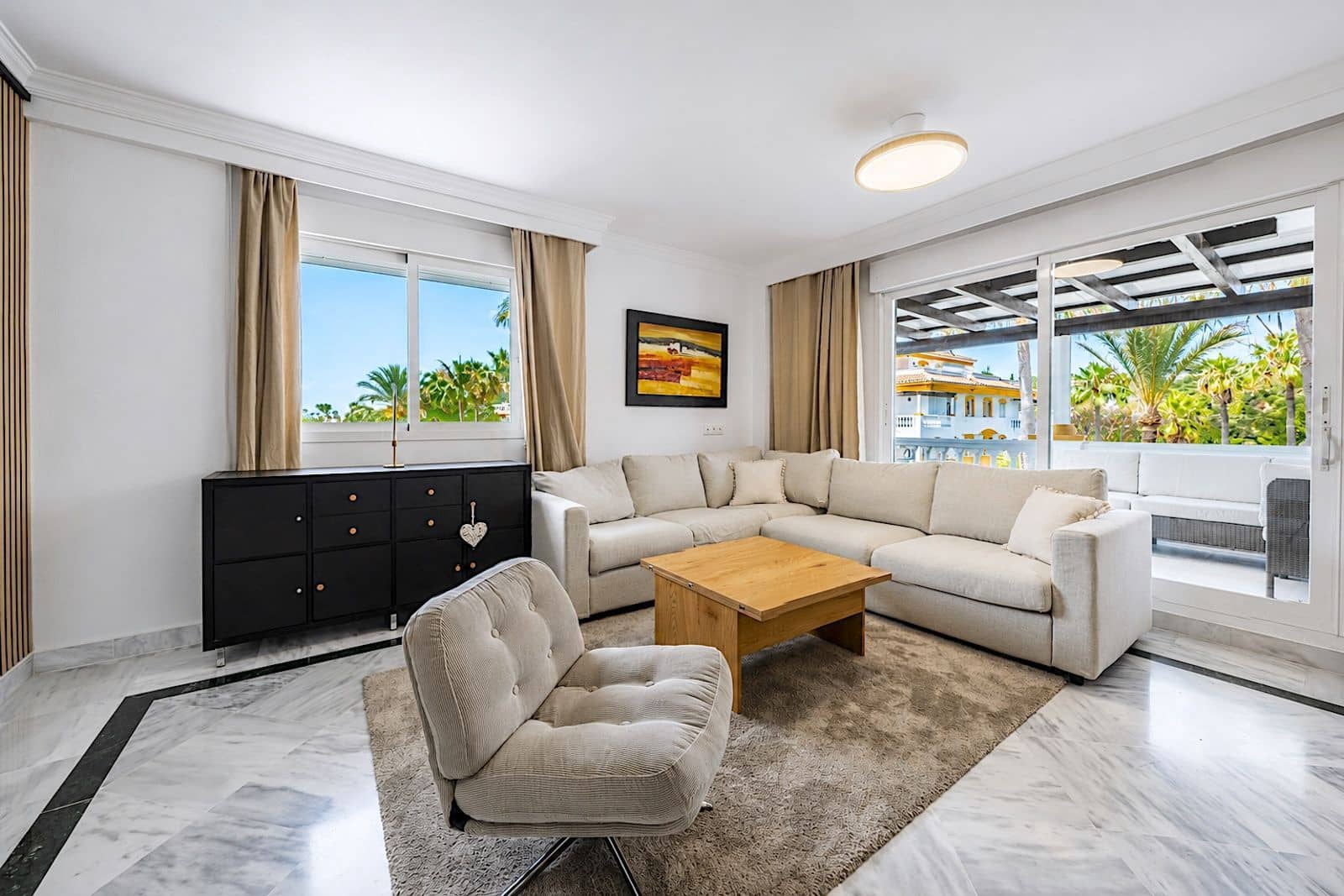 3 Zimmer Apartment zu verkaufen in Nueva Andalucia - 585.000 € (Ref: 9910625)