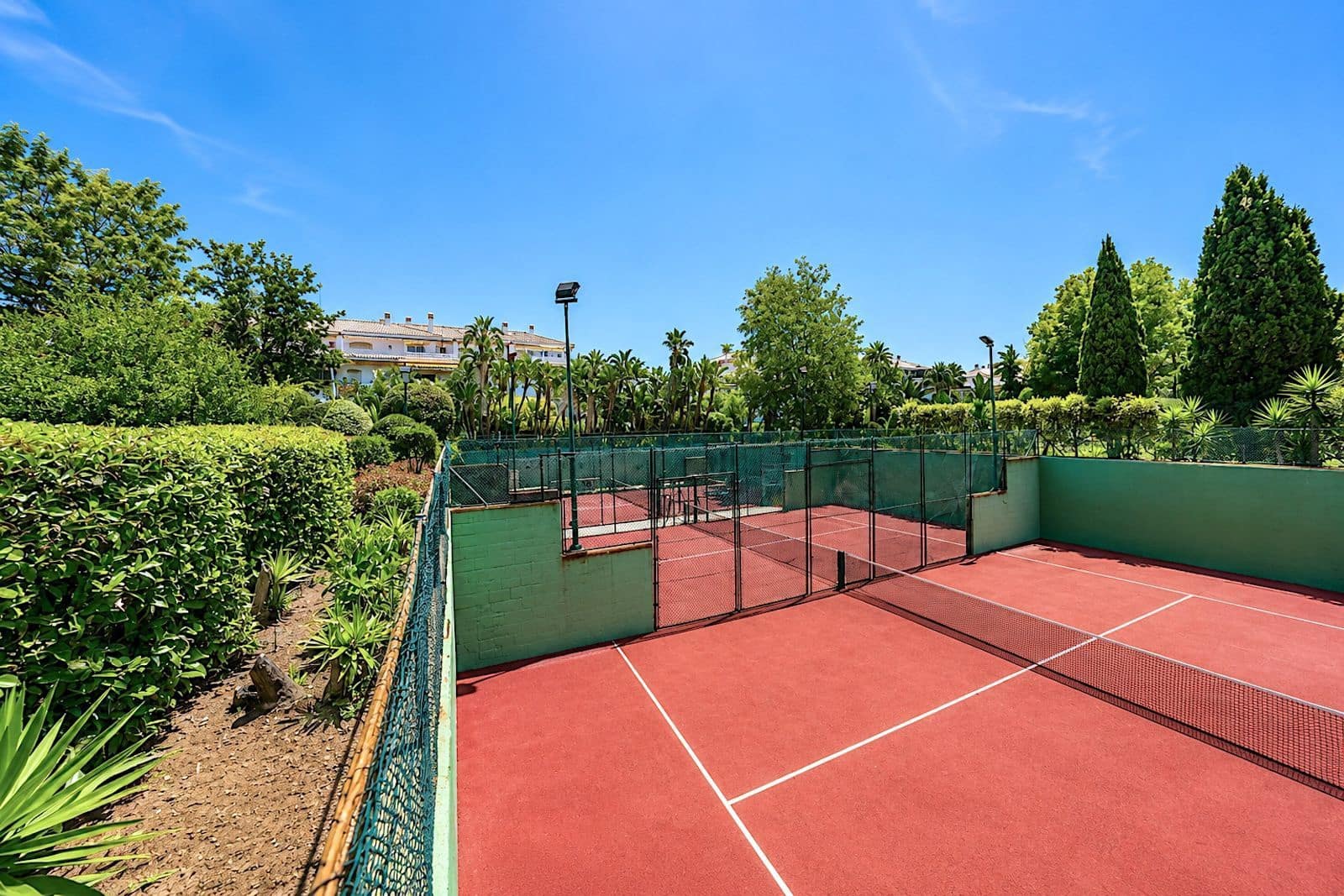 3 Zimmer Apartment zu verkaufen in Nueva Andalucia - 585.000 € (Ref: 9910625)