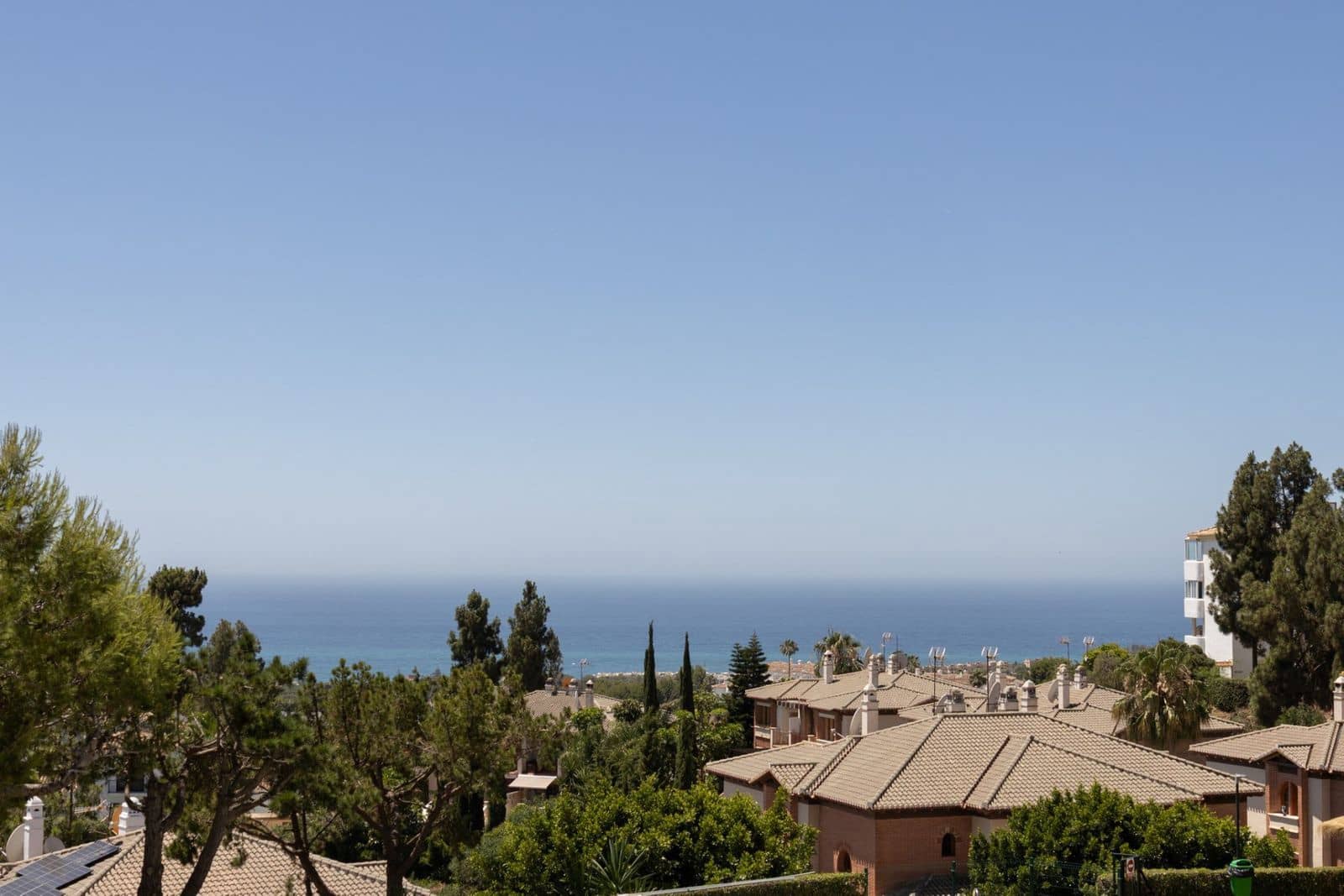 Apartamento de 2 habitaciones en Mijas Costa en venta - 420.000 € (Ref: 9910627)