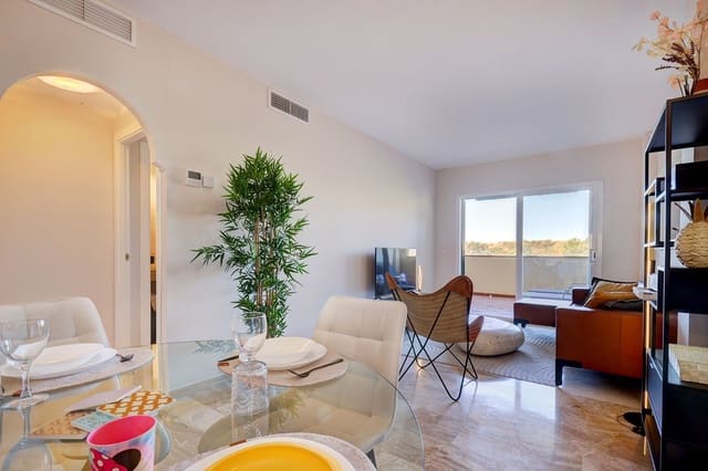 Apartamento de 2 habitaciones en Riviera del Sol, Mijas en venta - 329.995 € (Ref: 9910628)