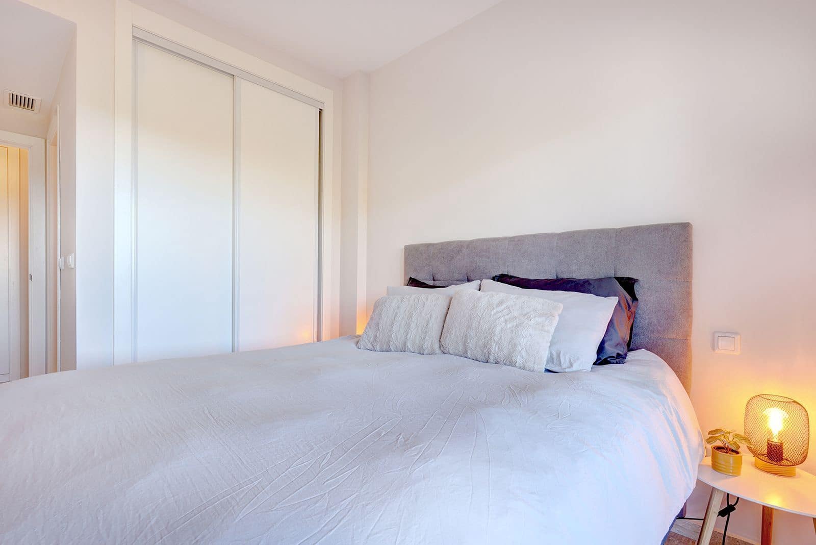 Apartamento de 2 habitaciones en Riviera del Sol en venta - 329.995 € (Ref: 9910628)