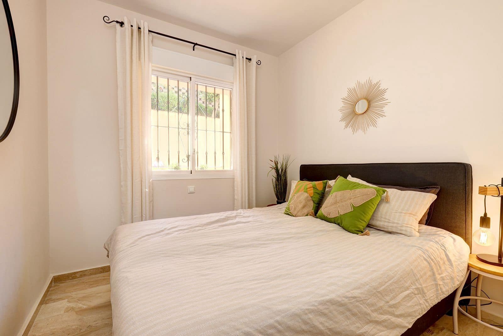 Apartamento de 2 habitaciones en Riviera del Sol en venta - 329.995 € (Ref: 9910628)