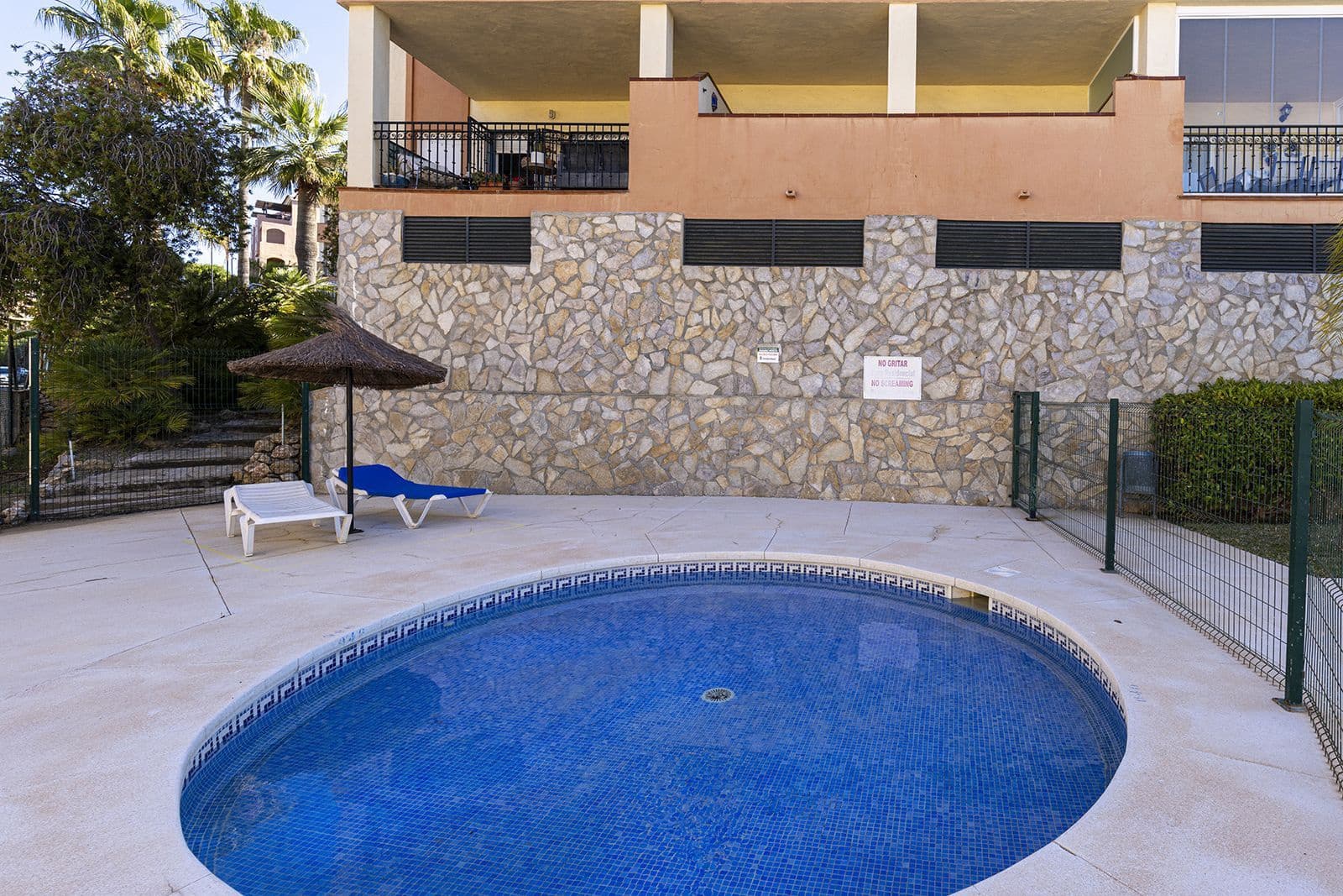 Apartamento de 2 habitaciones en Riviera del Sol en venta - 329.995 € (Ref: 9910628)