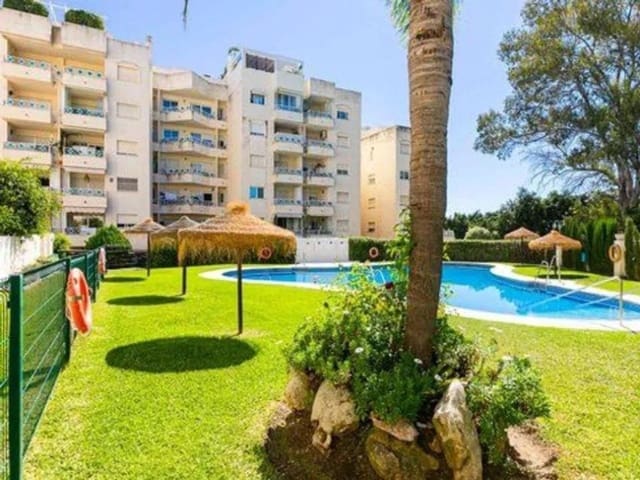 2 slaapkamer Appartement te koop in El Rosario, Marbella - € 390.000 (Ref: 9910630)