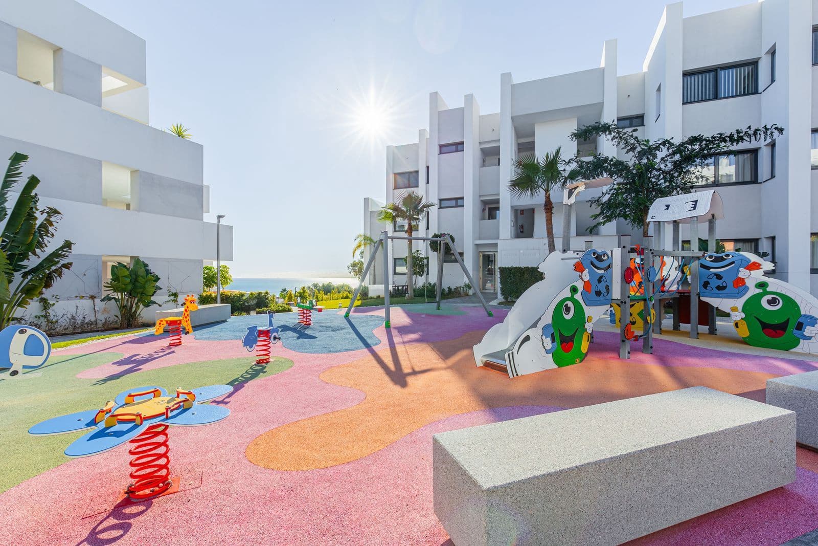 3 Zimmer Apartment zu verkaufen in Manilva - 530.000 € (Ref: 9910631)