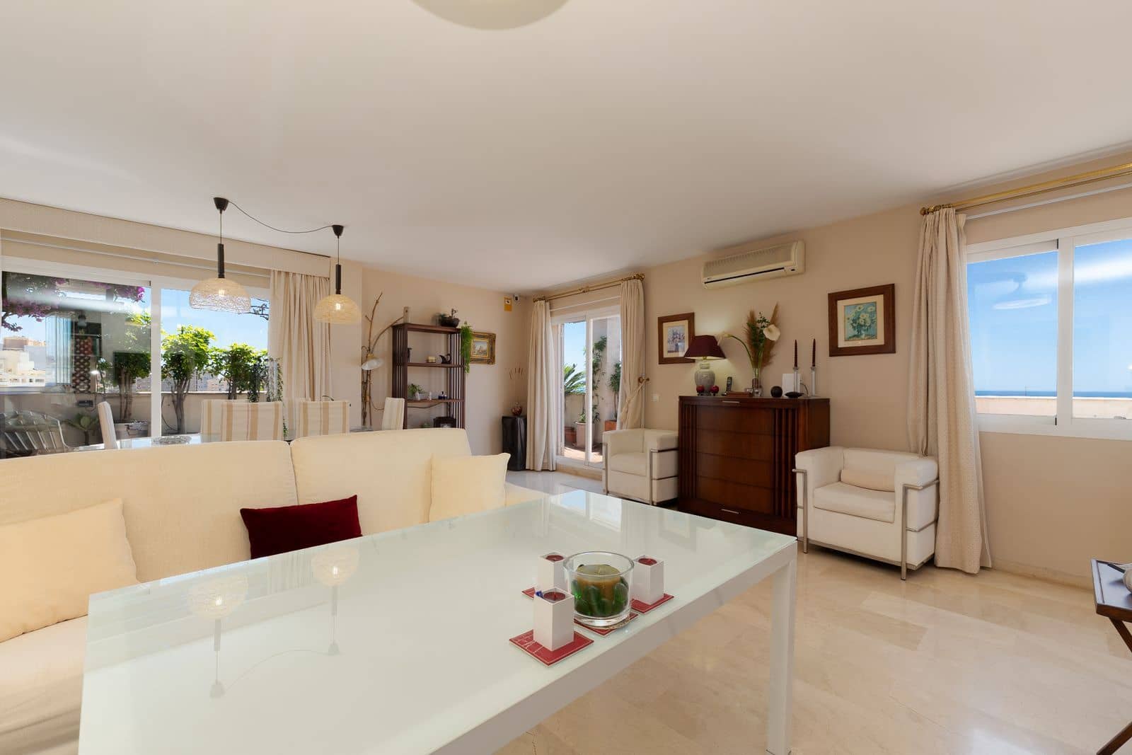 3 soverom Penthouse til salgs i Estepona - € 1 172 000 (Ref: 9910633)