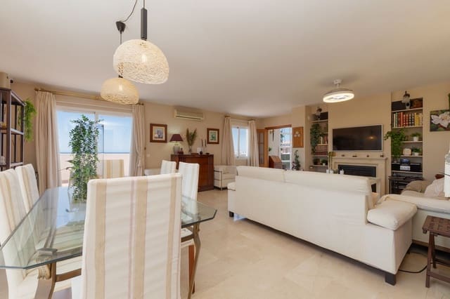 3 soverom Penthouse til salgs i Estepona - € 1 172 000 (Ref: 9910633)