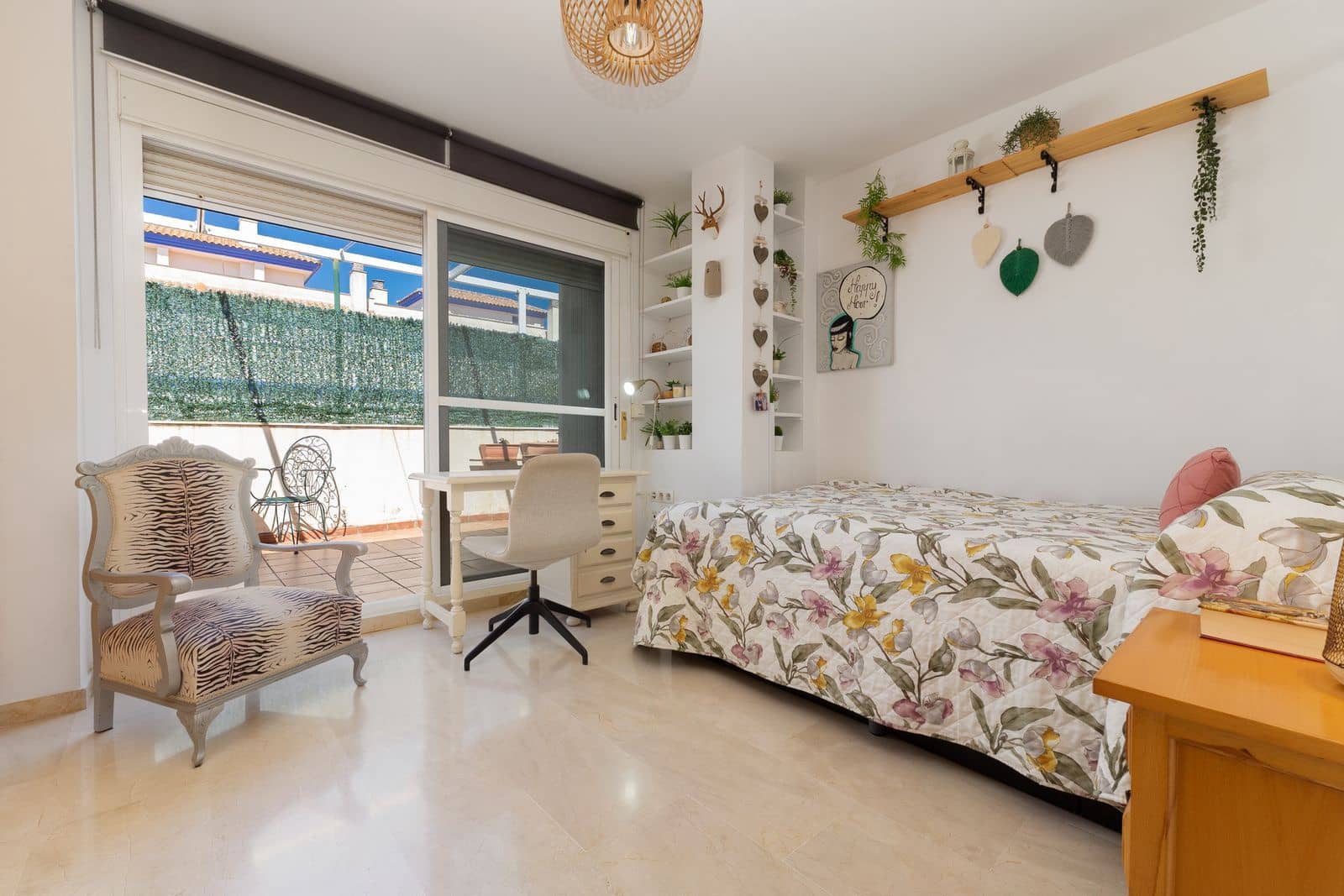 3 soverom Penthouse til salgs i Estepona - € 1 172 000 (Ref: 9910633)