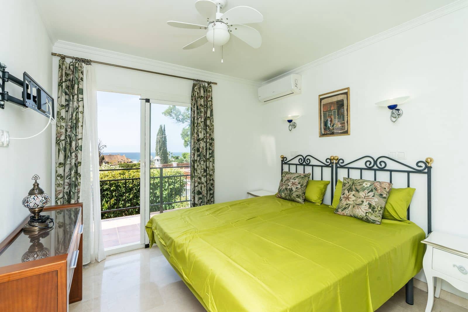 2 bedroom Townhouse for sale in Costabella - € 695,000 (Ref: 9910635)
