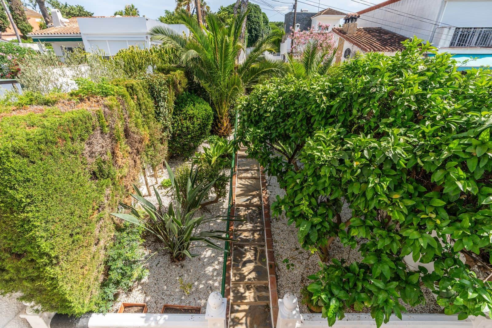 2 bedroom Townhouse for sale in Costabella - € 695,000 (Ref: 9910635)