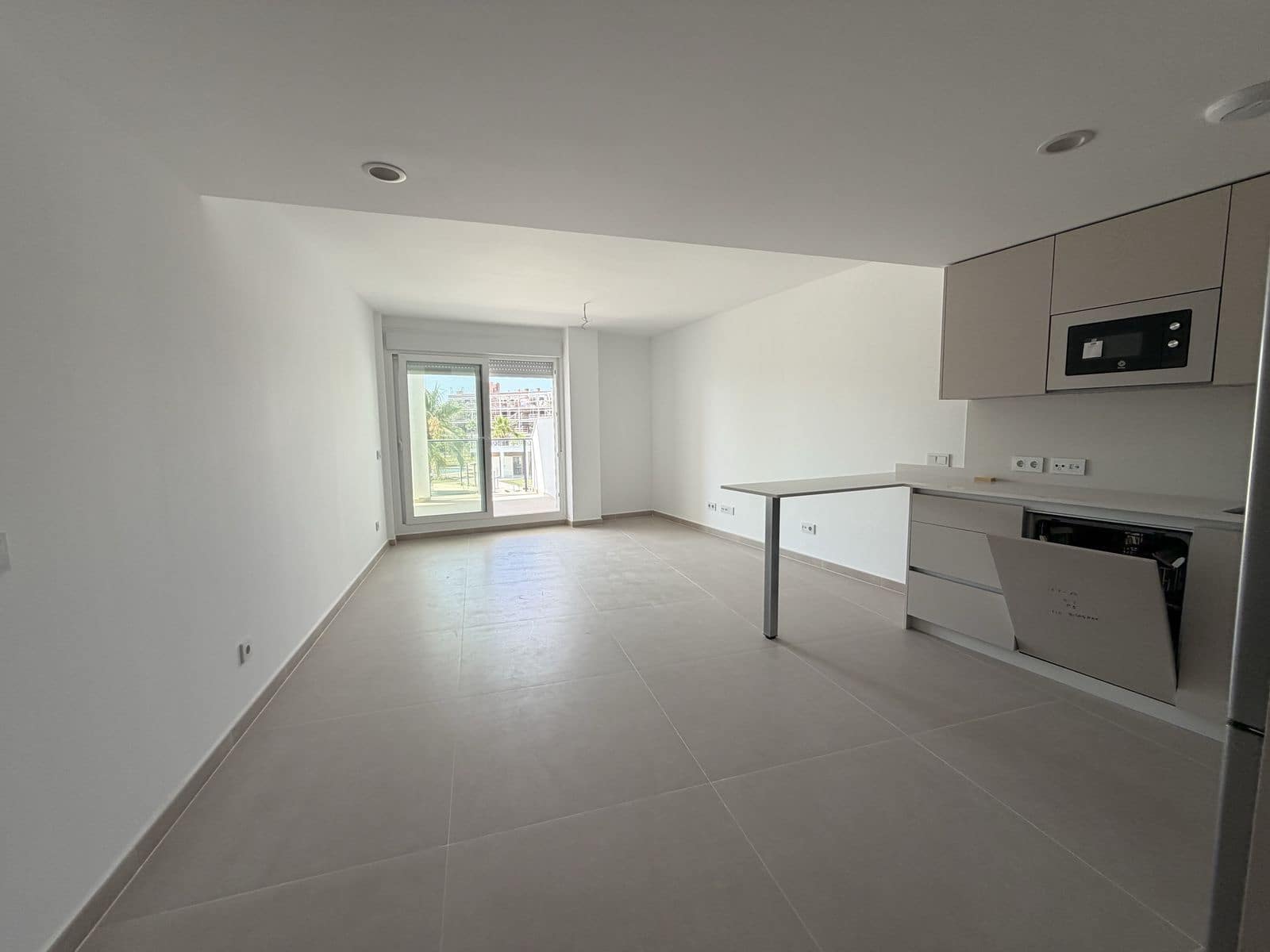 2 sovrum Lägenhet till salu i La Duquesa / Puerto de la Duquesa - 399 000 € (Ref: 9910639)