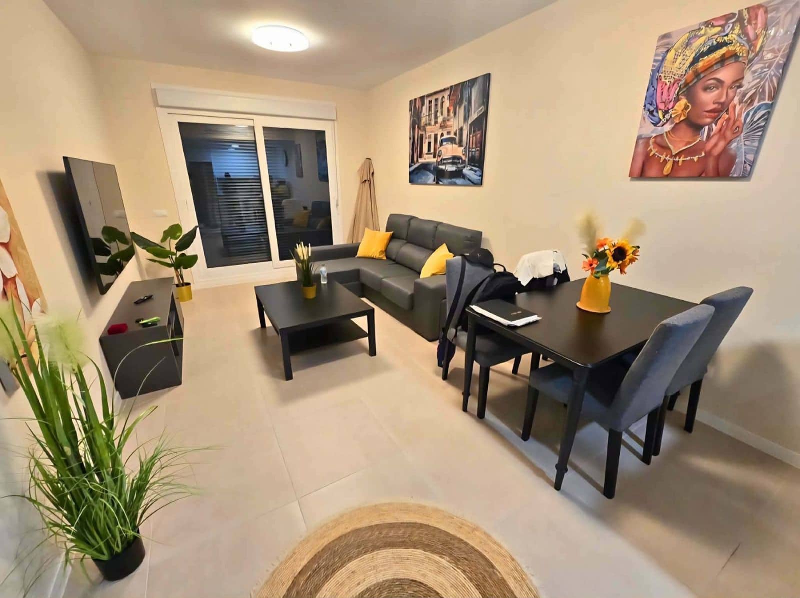 Apartamento de 2 habitaciones en Estepona en venta - 395.000 € (Ref: 9910644)