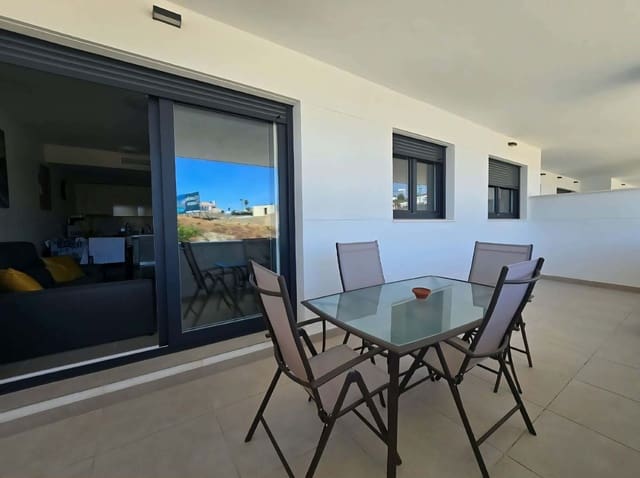 Apartamento de 2 habitaciones en Estepona en venta - 395.000 € (Ref: 9910644)