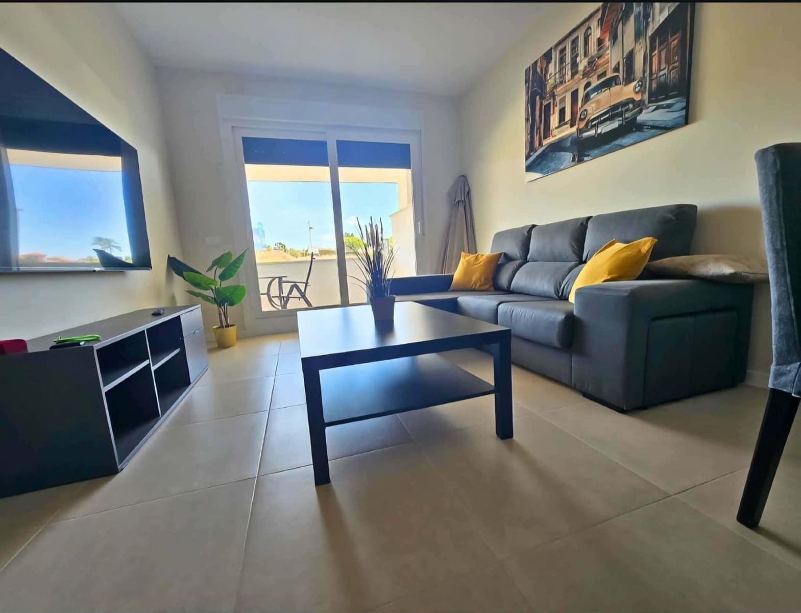Apartamento de 2 habitaciones en Estepona en venta - 395.000 € (Ref: 9910644)