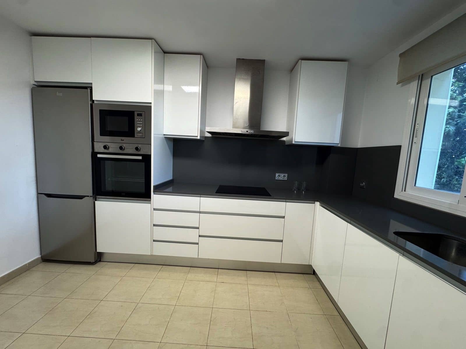 2 camera da letto Appartamento in vendita in La Duquesa / Puerto de la Duquesa - 265.000 € (Rif: 9910646)