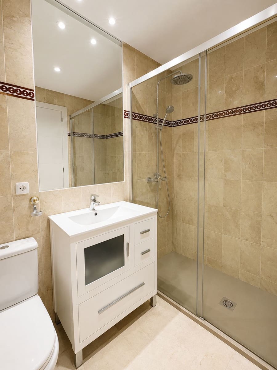 3 quarto Apartamento para venda em Estepona - 830 000 € (Ref: 9910652)