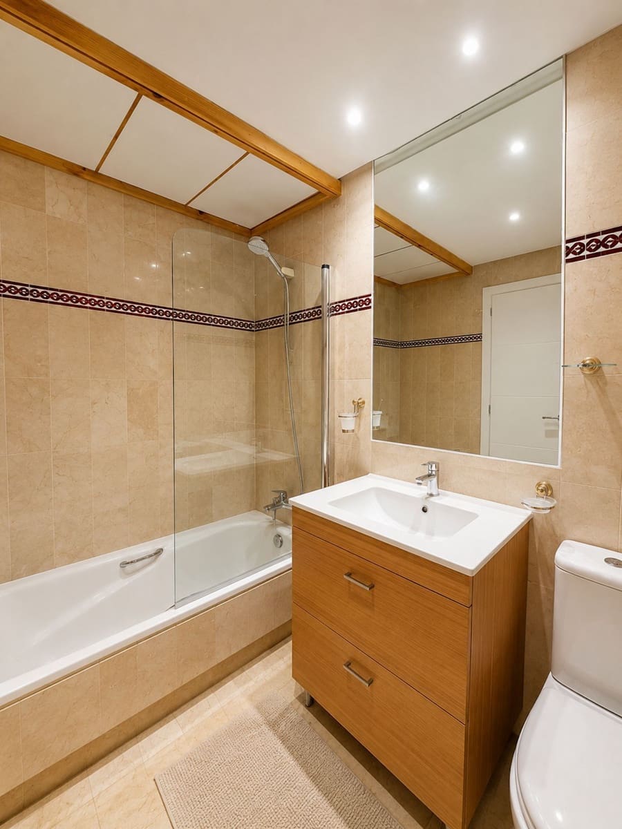 3 quarto Apartamento para venda em Estepona - 830 000 € (Ref: 9910652)