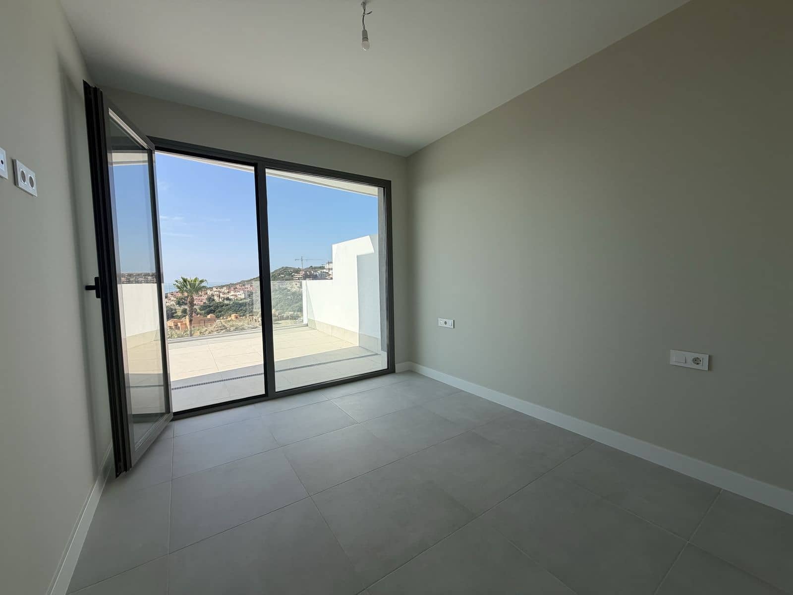 2 camera da letto Appartamento in vendita in La Duquesa / Puerto de la Duquesa - 420.000 € (Rif: 9910654)