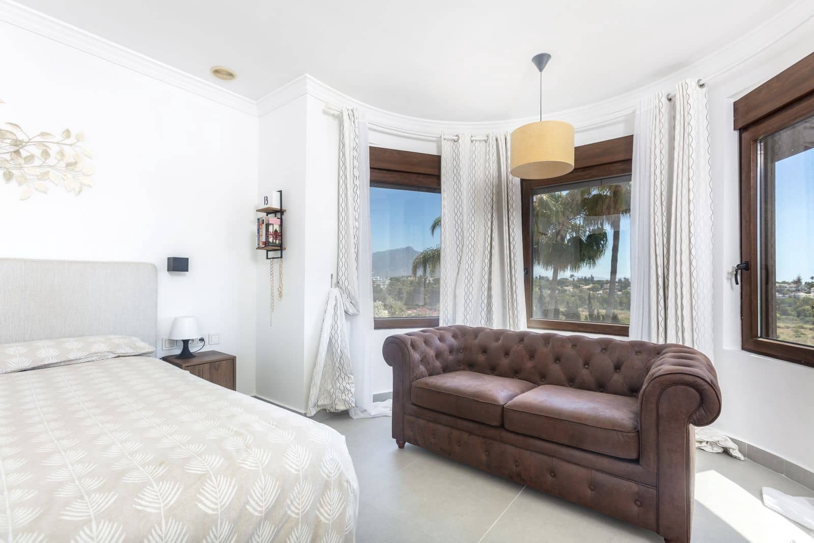 6 soveværelse Villa til salg i Estepona - € 2.390.000 (Ref: 9910657)