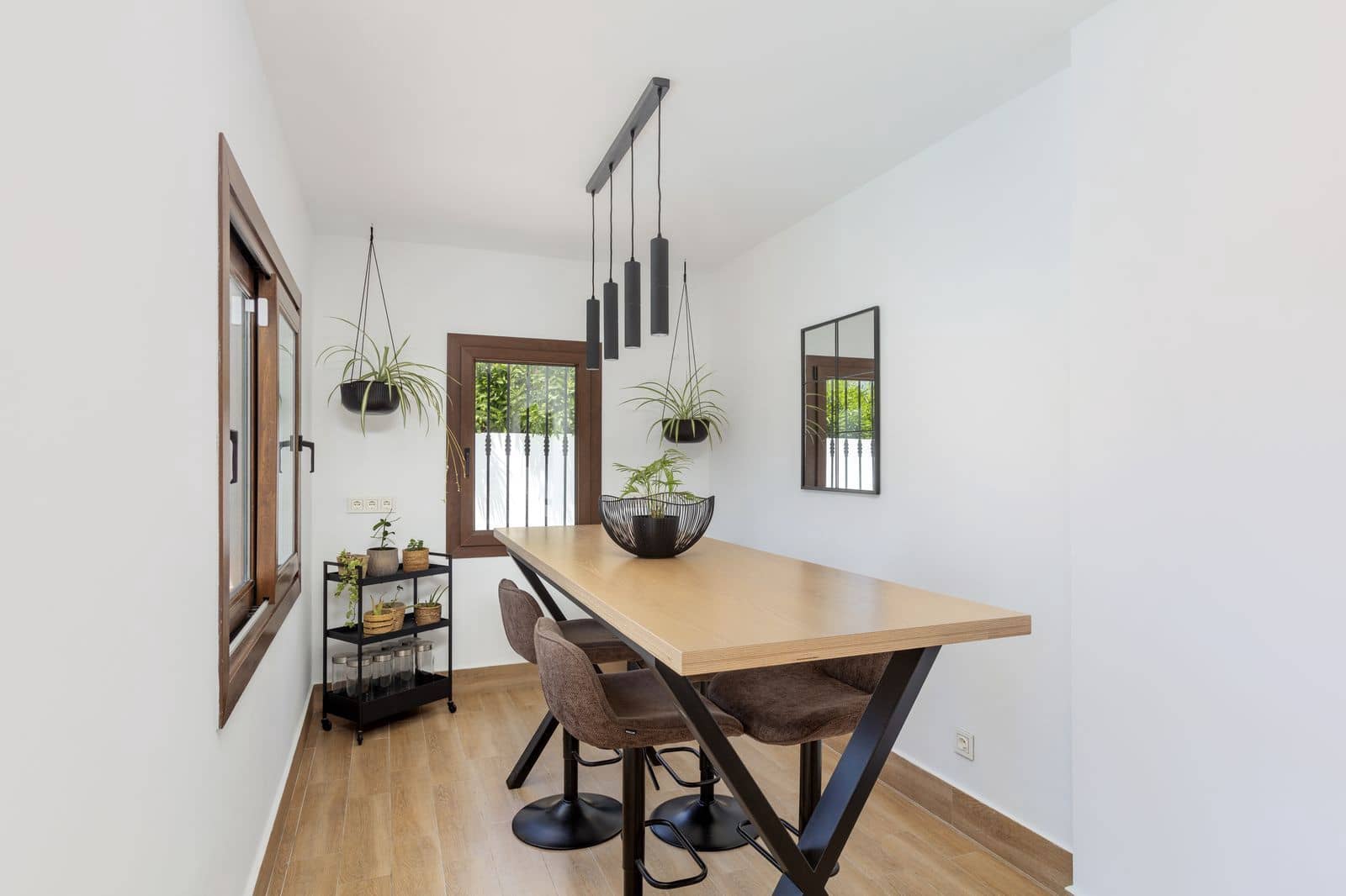 6 soveværelse Villa til salg i Estepona - € 2.390.000 (Ref: 9910657)