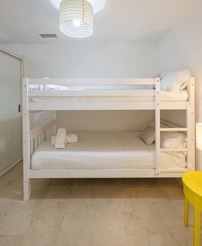 1 sypialnia Apartament na sprzedaż w Golden Mile, Marbella - 895 000 € (Ref: 9910658)