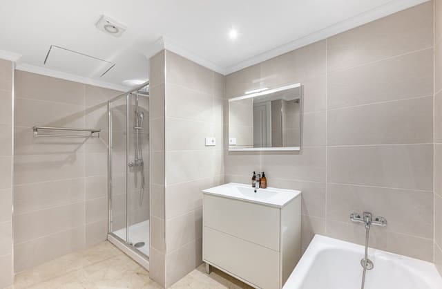 1 sypialnia Apartament na sprzedaż w Golden Mile, Marbella - 895 000 € (Ref: 9910658)