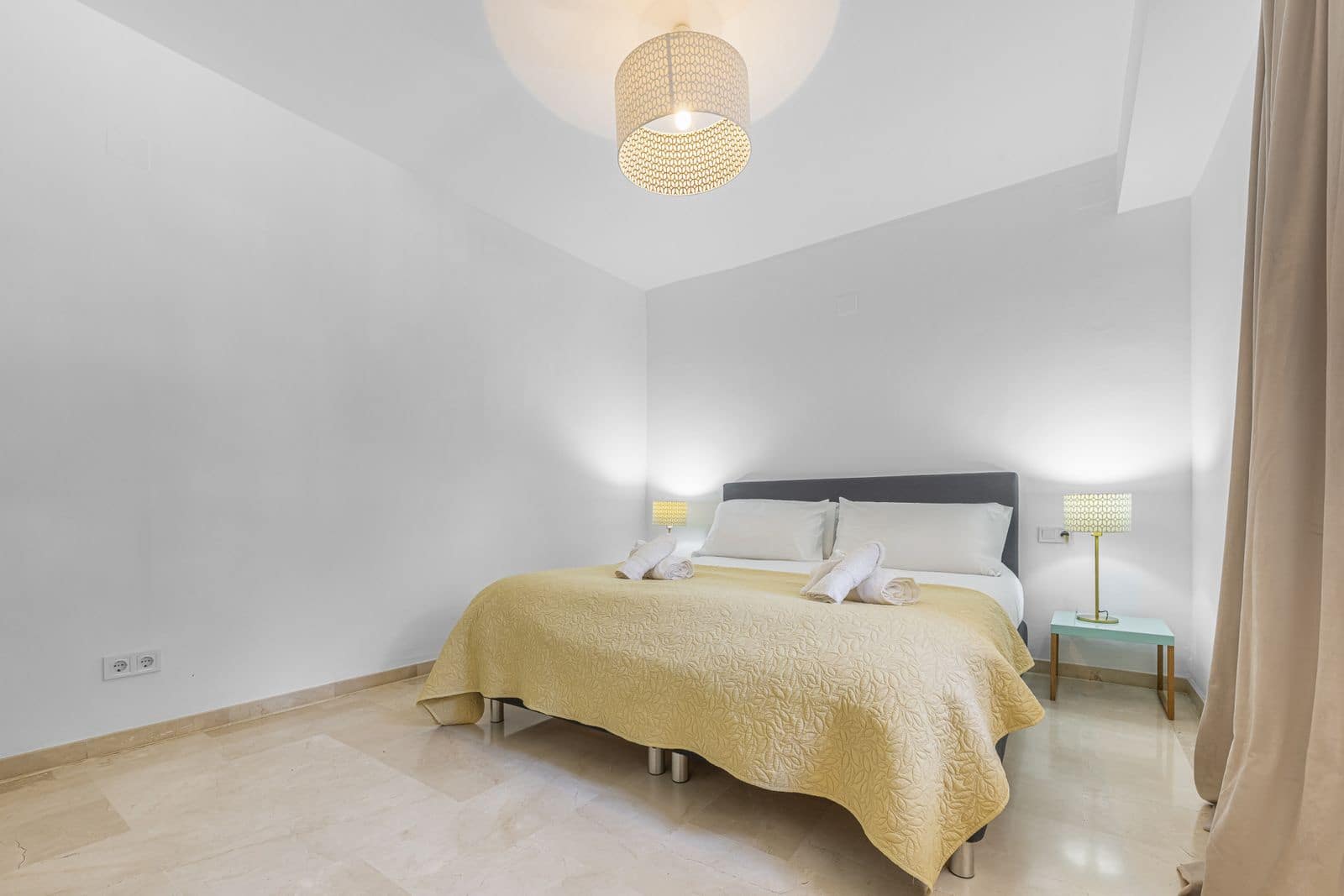 1 sypialnia Apartament na sprzedaż w Golden Mile - 895 000 € (Ref: 9910658)