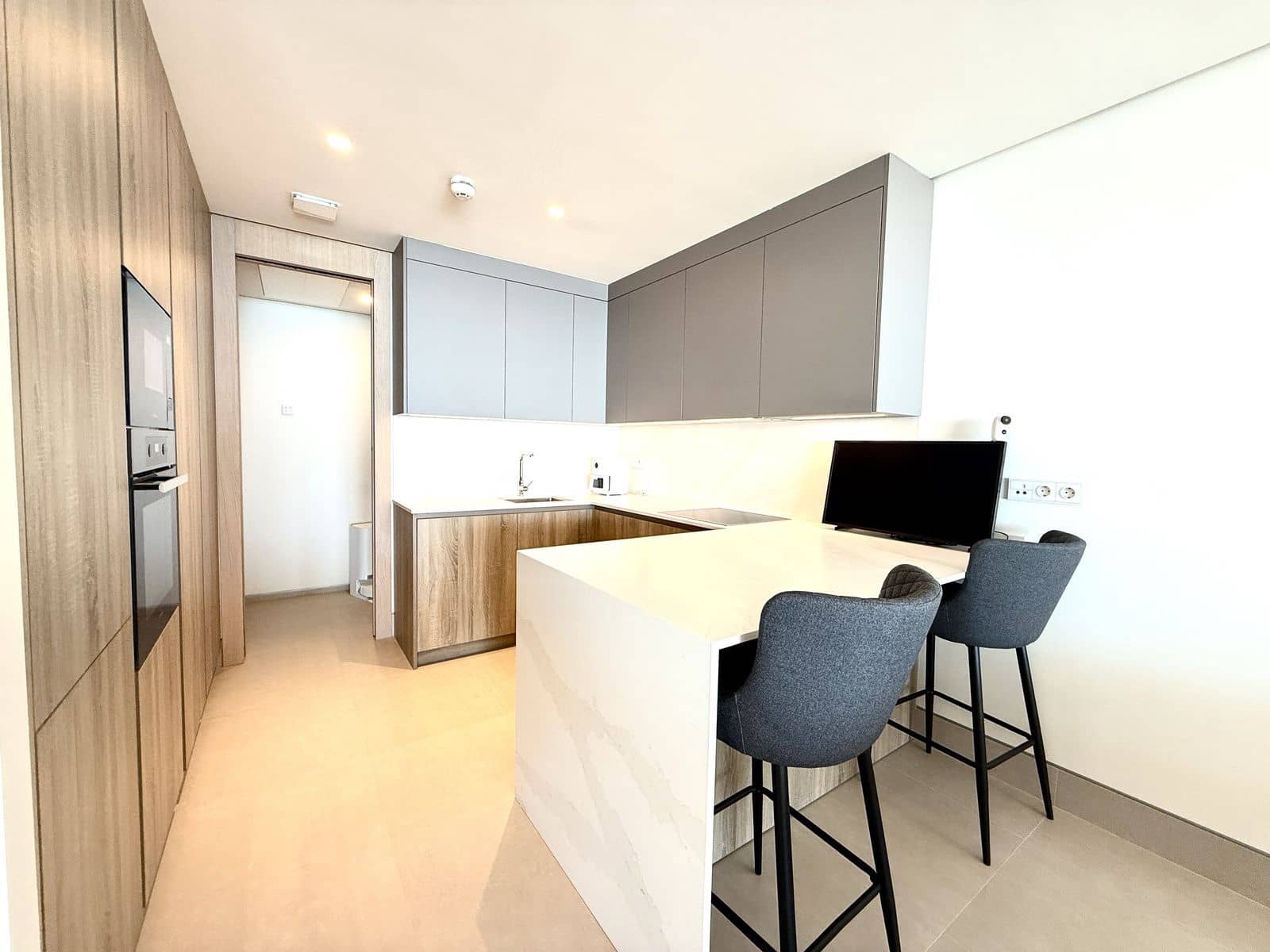 3 soveværelse Lejlighed til salg i Malaga by - € 1.950.000 (Ref: 9910660)
