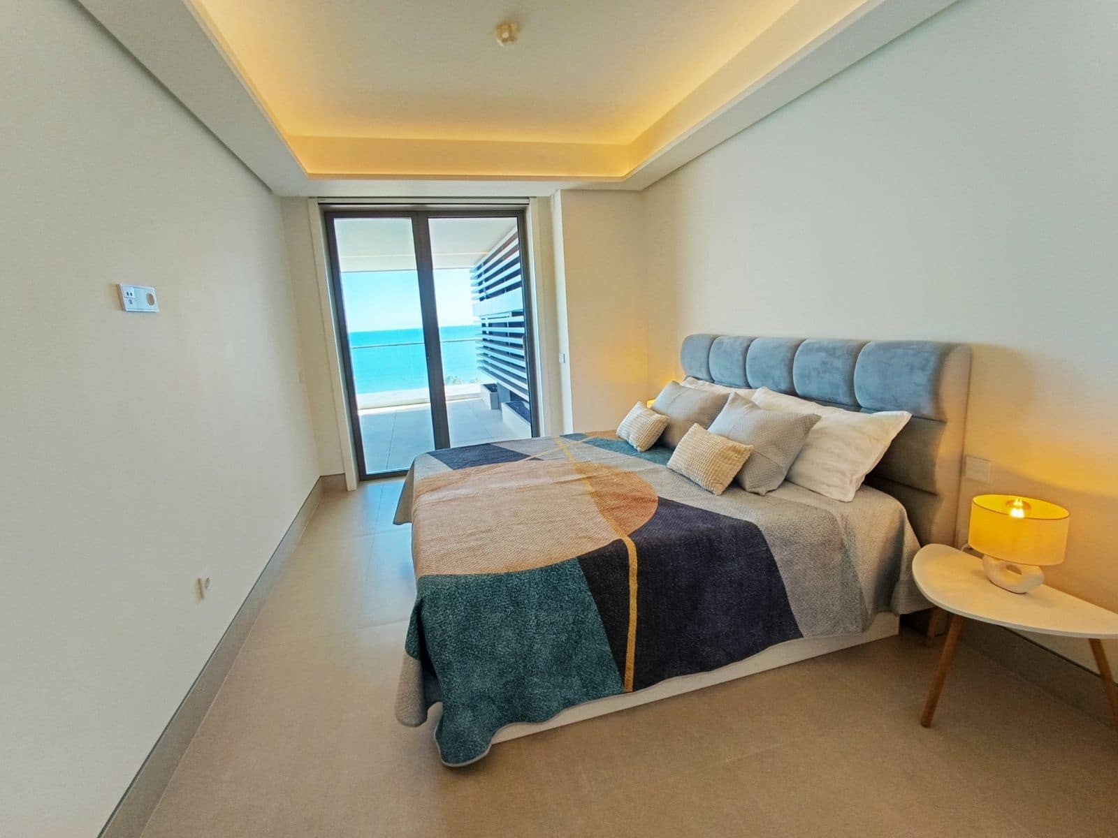 3 soveværelse Lejlighed til salg i Malaga by - € 1.950.000 (Ref: 9910660)