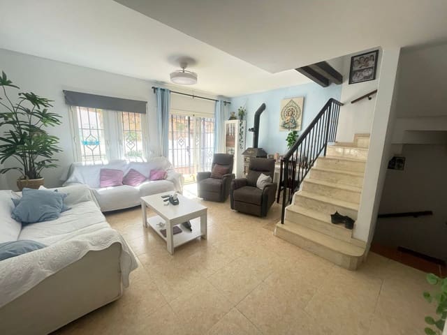 3 sypialnia Dom na sprzedaż w Estepona - 665 000 € (Ref: 9910662)