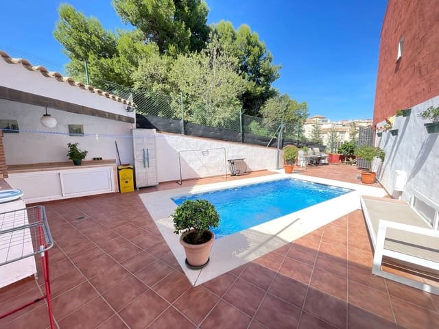 3 sypialnia Dom na sprzedaż w Estepona - 665 000 € (Ref: 9910662)