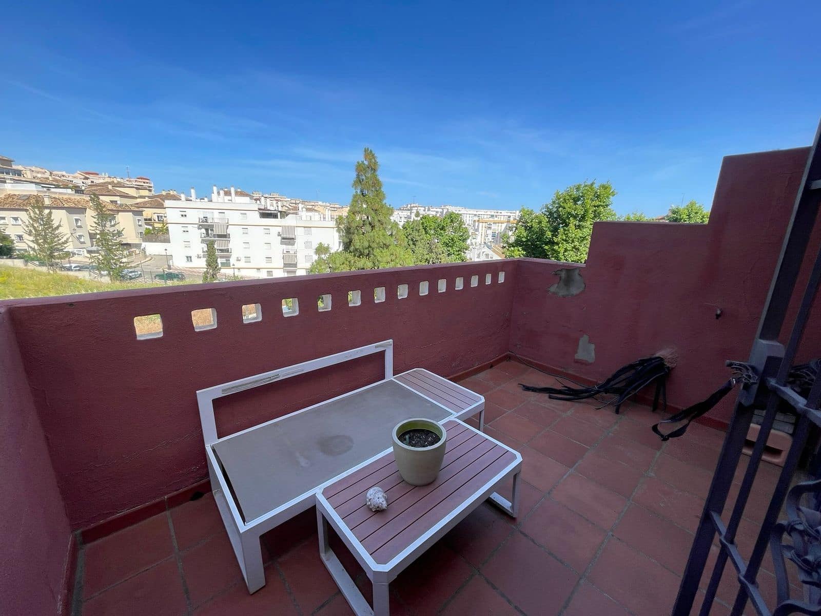 3 sypialnia Dom na sprzedaż w Estepona - 665 000 € (Ref: 9910662)