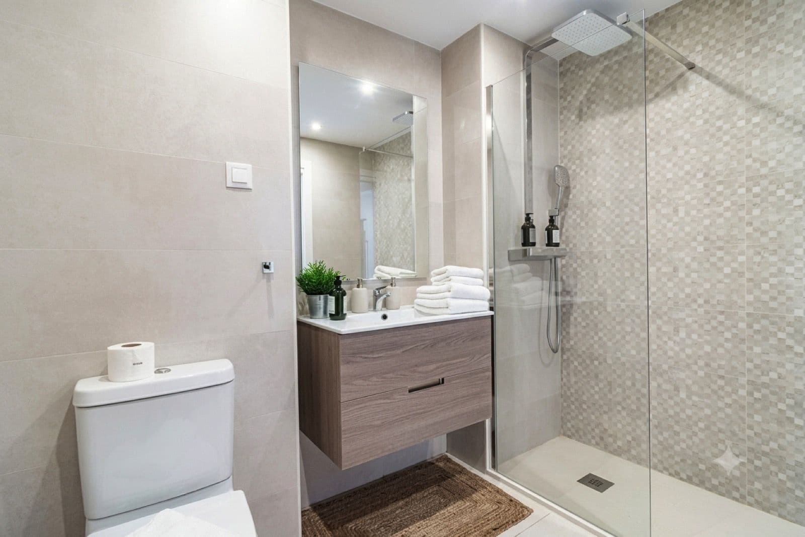 Apartamento de 3 habitaciones en Nueva Andalucia en venta - 499.000 € (Ref: 9910663)