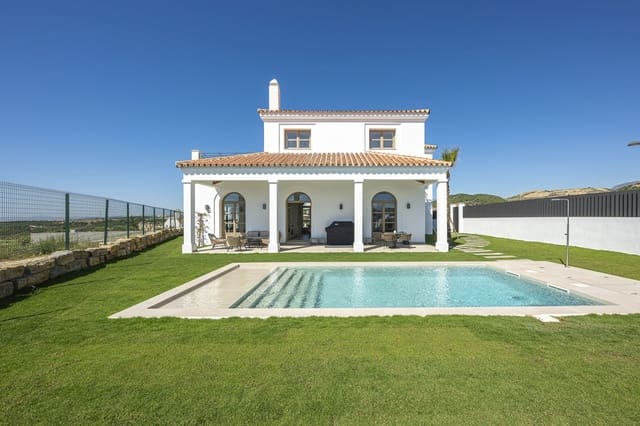 4 slaapkamer Villa te koop in Estepona - € 2.195.000 (Ref: 9910664)