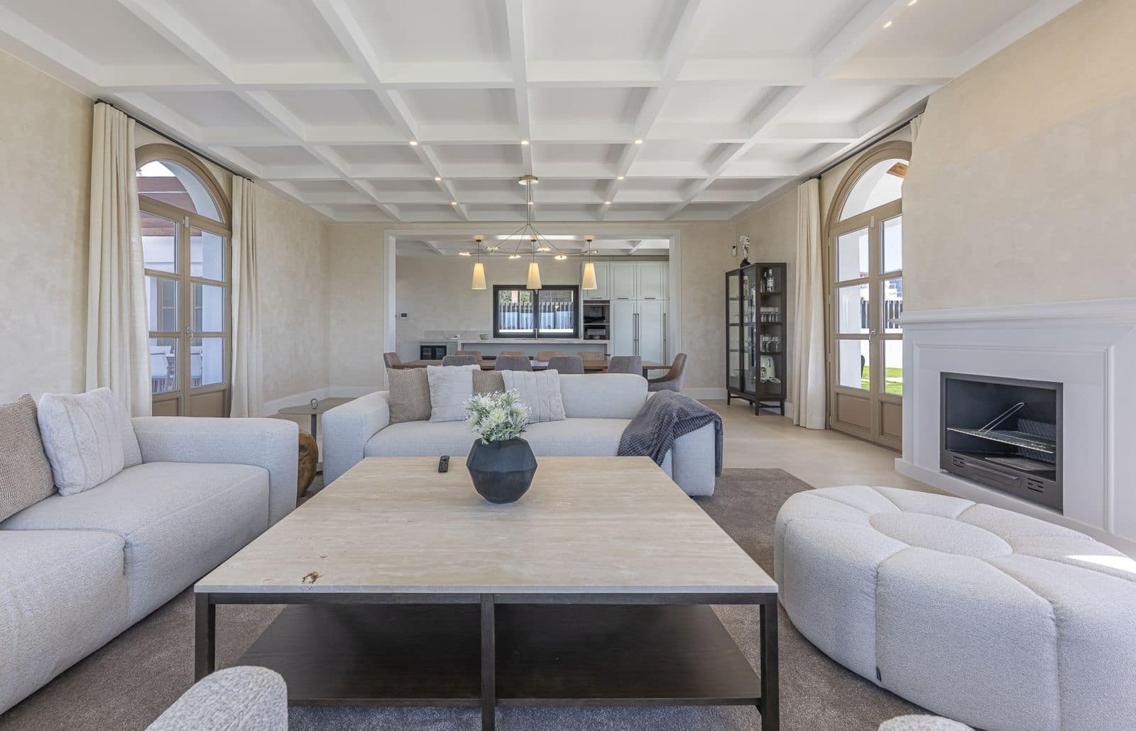 4 slaapkamer Villa te koop in Estepona - € 2.195.000 (Ref: 9910664)