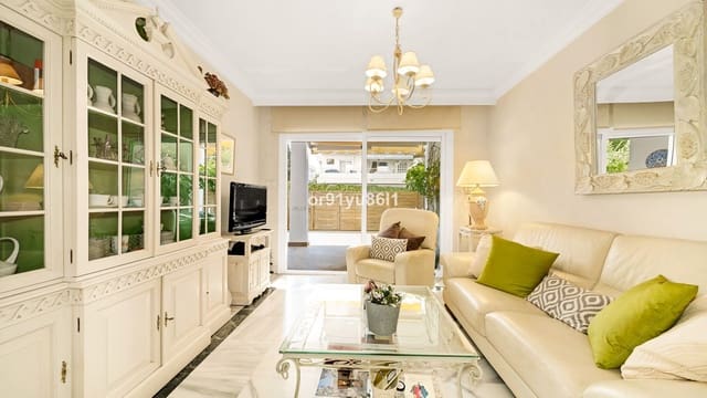 2 soveværelse Lejlighed til salg i Golden Mile, Marbella - € 640.000 (Ref: 9910666)