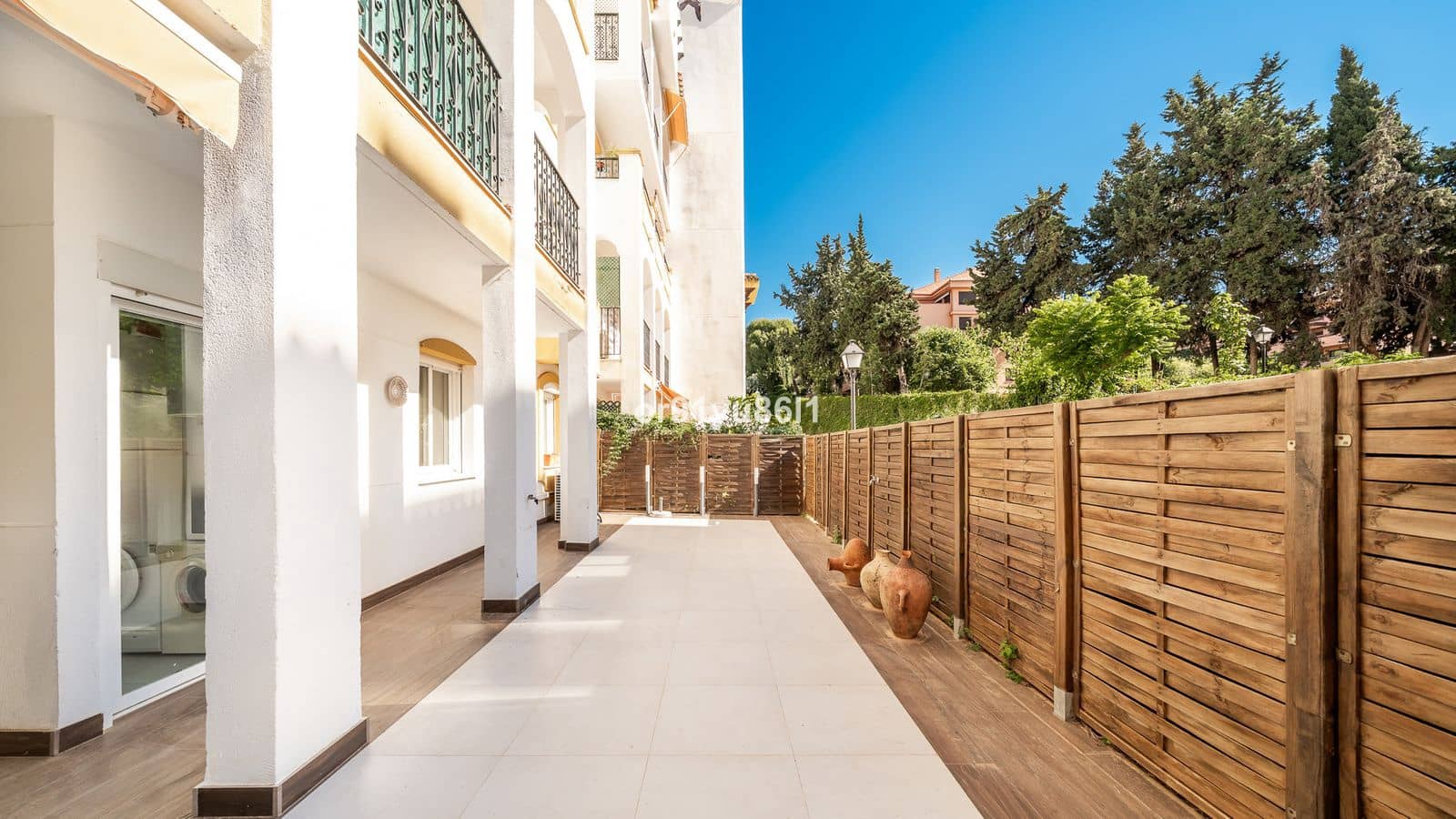 2 soveværelse Lejlighed til salg i Golden Mile - € 640.000 (Ref: 9910666)
